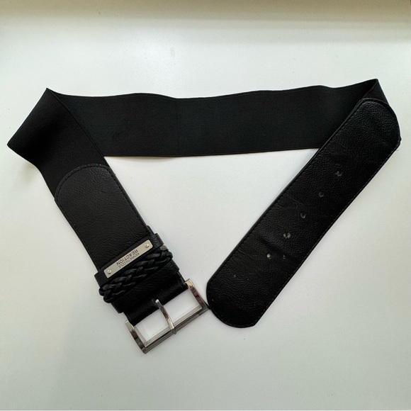 Kenneth Cole Reaction black wide stretchy elastic belt with silver buckle, S/M - Picture 4 of 10